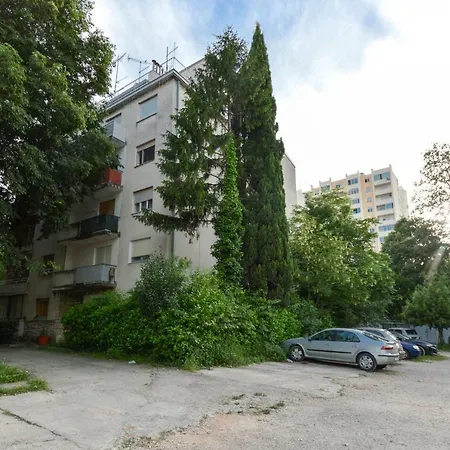 Apartment Daira *